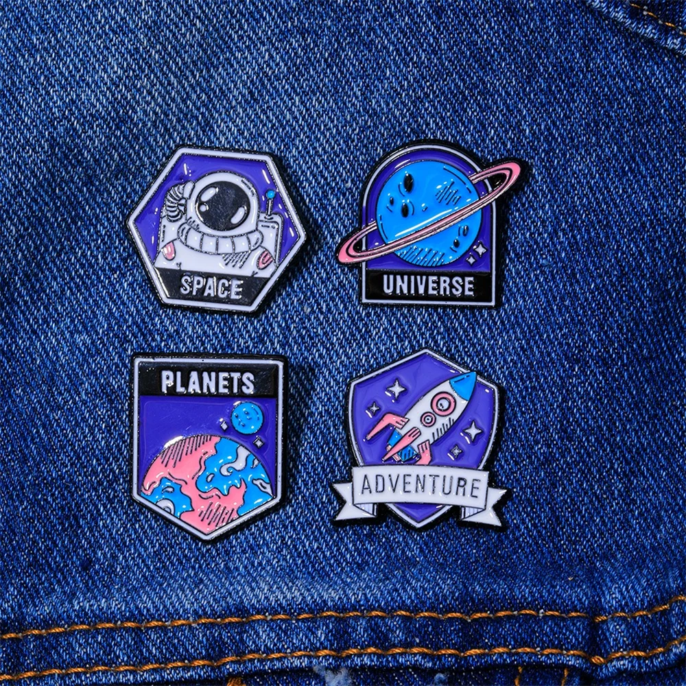 4Pcs/Set Galaxy Collection Enamel Pins Space Adventure Universe Planets Brooches For Bag Backpack Clothes Decoration