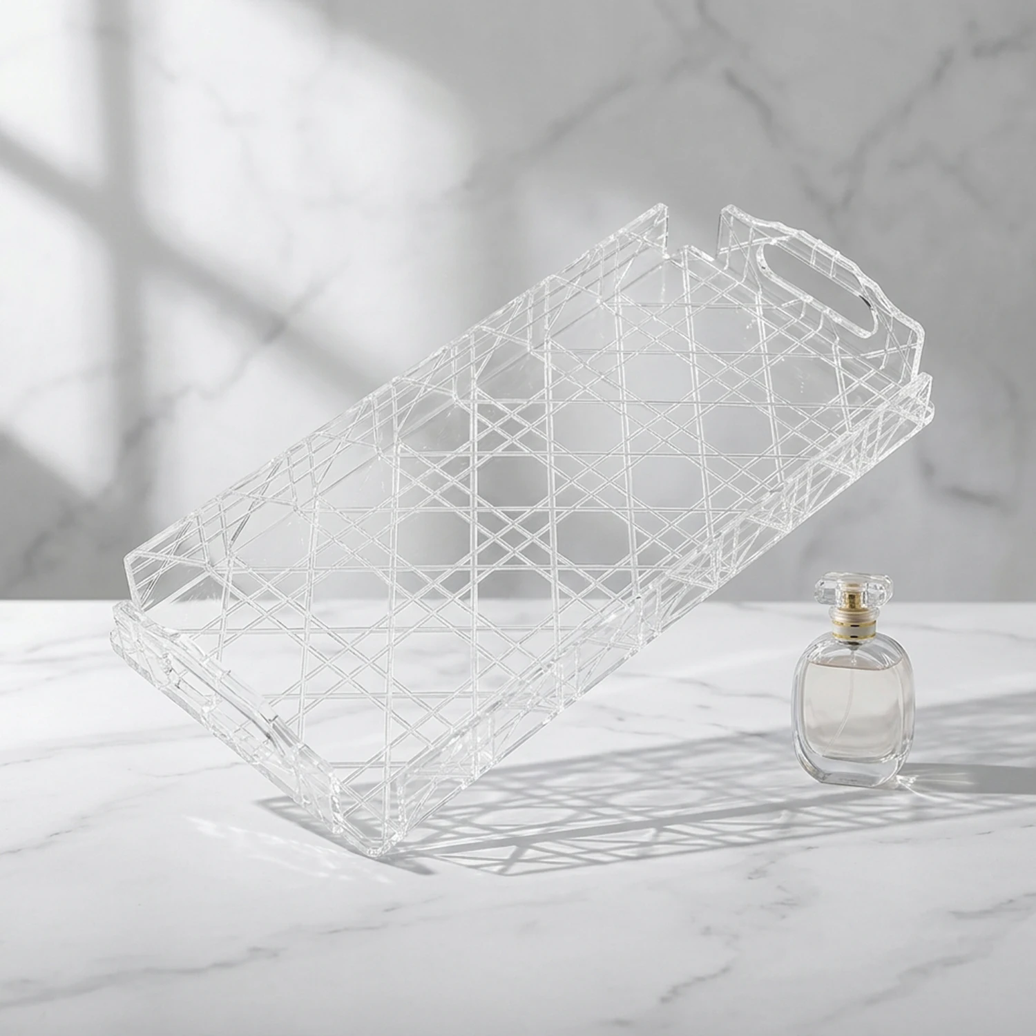 

Transparent Resin Tray with Cannage Design Home Decor Serving Tray Kitchen Dining Tableware