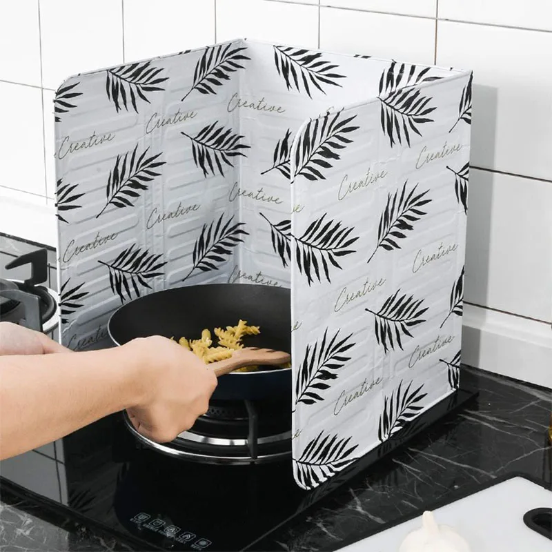 Ultra-Thin Kitchen Oil-Proof Barrier, Aluminum Foil Oil Barrier, Splash-Proof Barrier, Gas Stove Oil Barrier, Easy to Clean