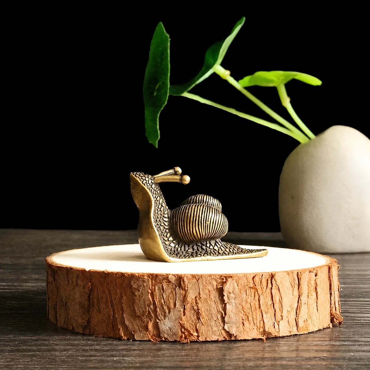 3PCS Vintage Brass-Tone Snail Statue – Mini Metal Spiral Shell Ornament for Home, Garden, Desk & Shelf Decor