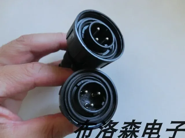 （1PC）BULGIN PX0731/P round connector cable installation 3P pin plug screw locking wire