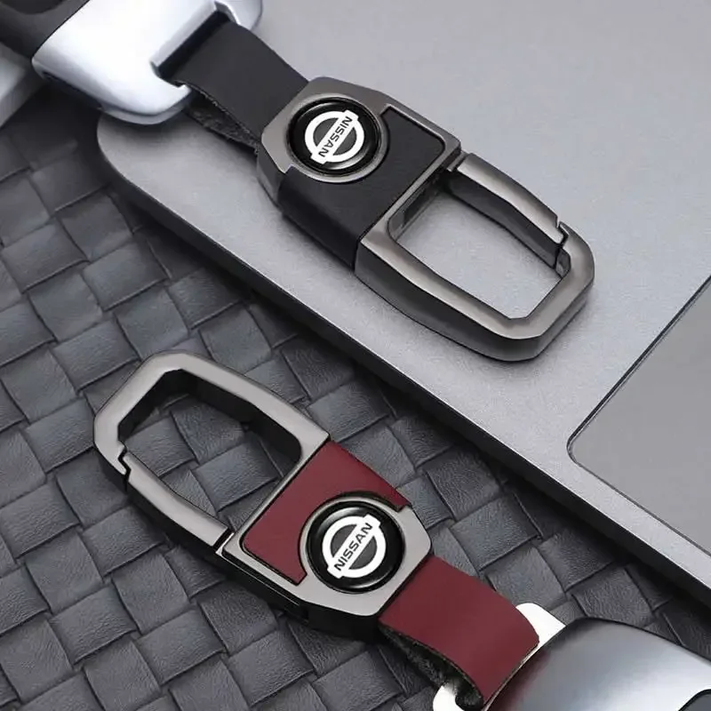 Leather Car Logo Keychain for Nissan GTR Patrol X-trail Murano N7 Qashqai J11 Teana Note Juke Alloy Key Rings Chains Pendant