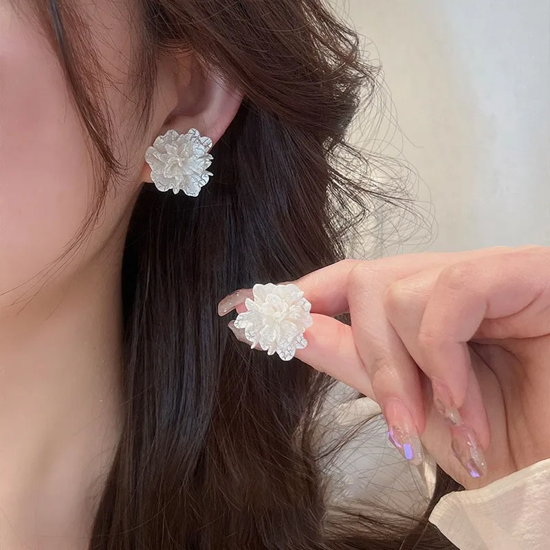 925 Silver Needle Korean Fashion Camellia Flower Earrings For Women Jewelry 2025 Trending  White Pink Red Fowers Earrings Z40