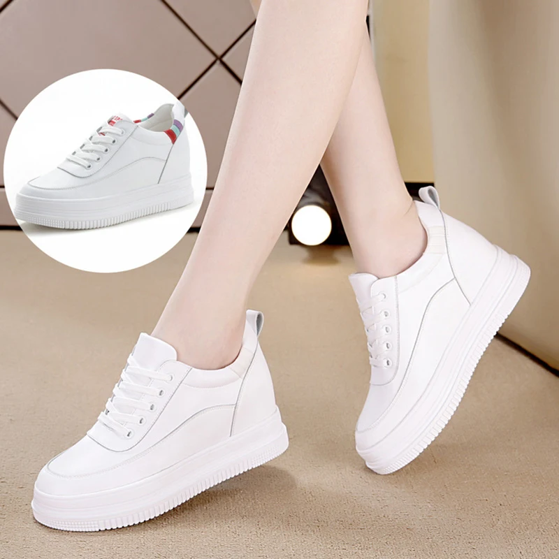 

New Inner Height Increasing Women's Shoes 2025 New Thick-soled Outdoor Casual Shoes Women Versatile and Comfortable Leather Shoe