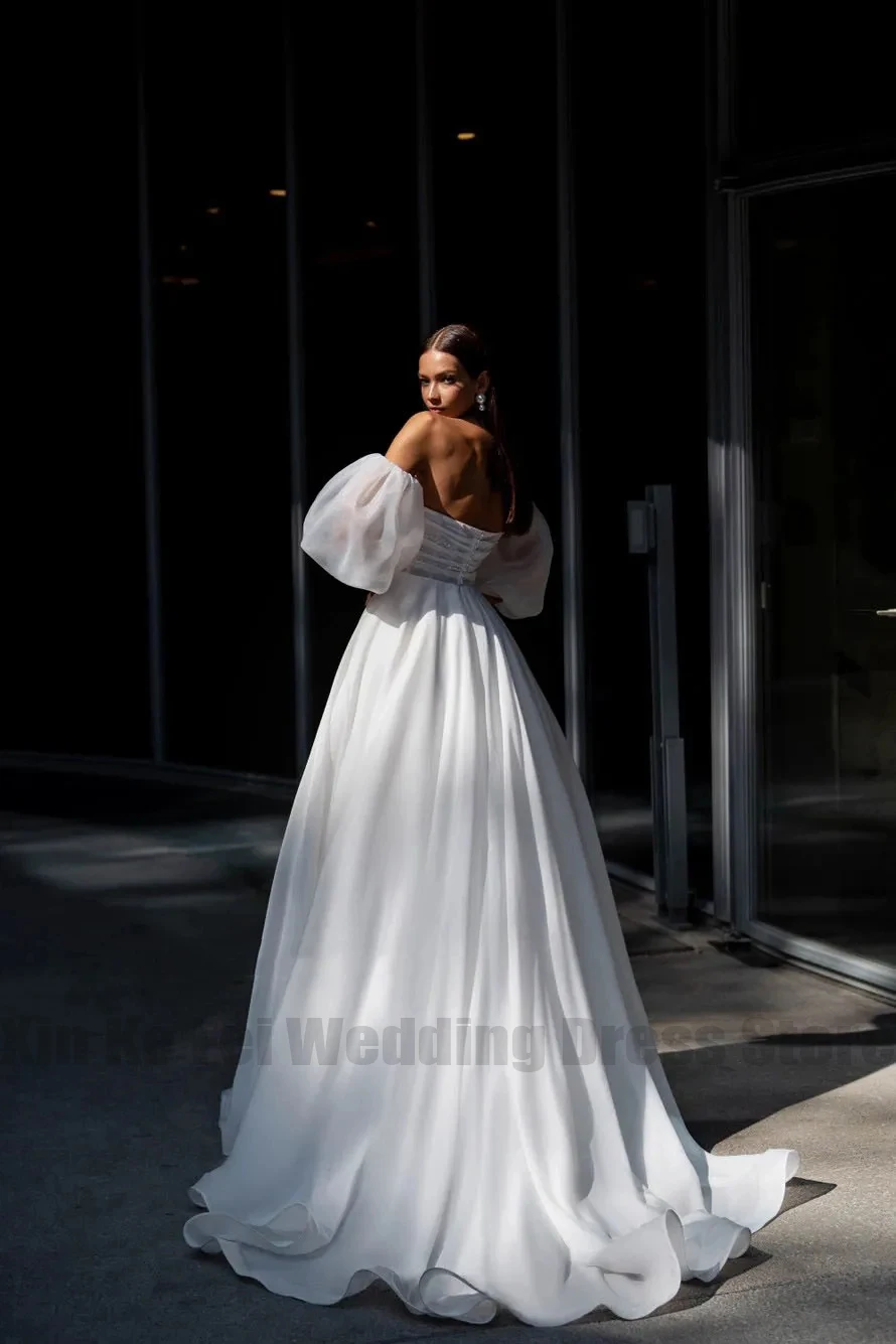 Vestidos de casamento de manga fofa para princesa, lindo vestido de noiva, fora do ombro, requintado, sem encosto, fascinante, bonito, 2023