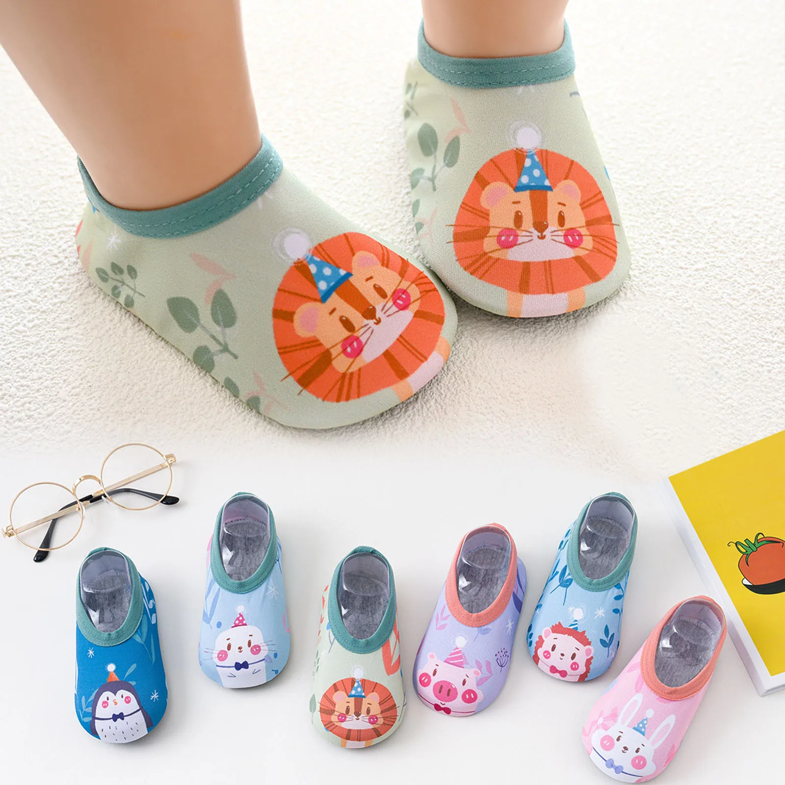 

2024 Baby Shoes Barefoot Boys Floor Cartoon Girls The Kids Baby Shoes Hot Selling Casual Wear