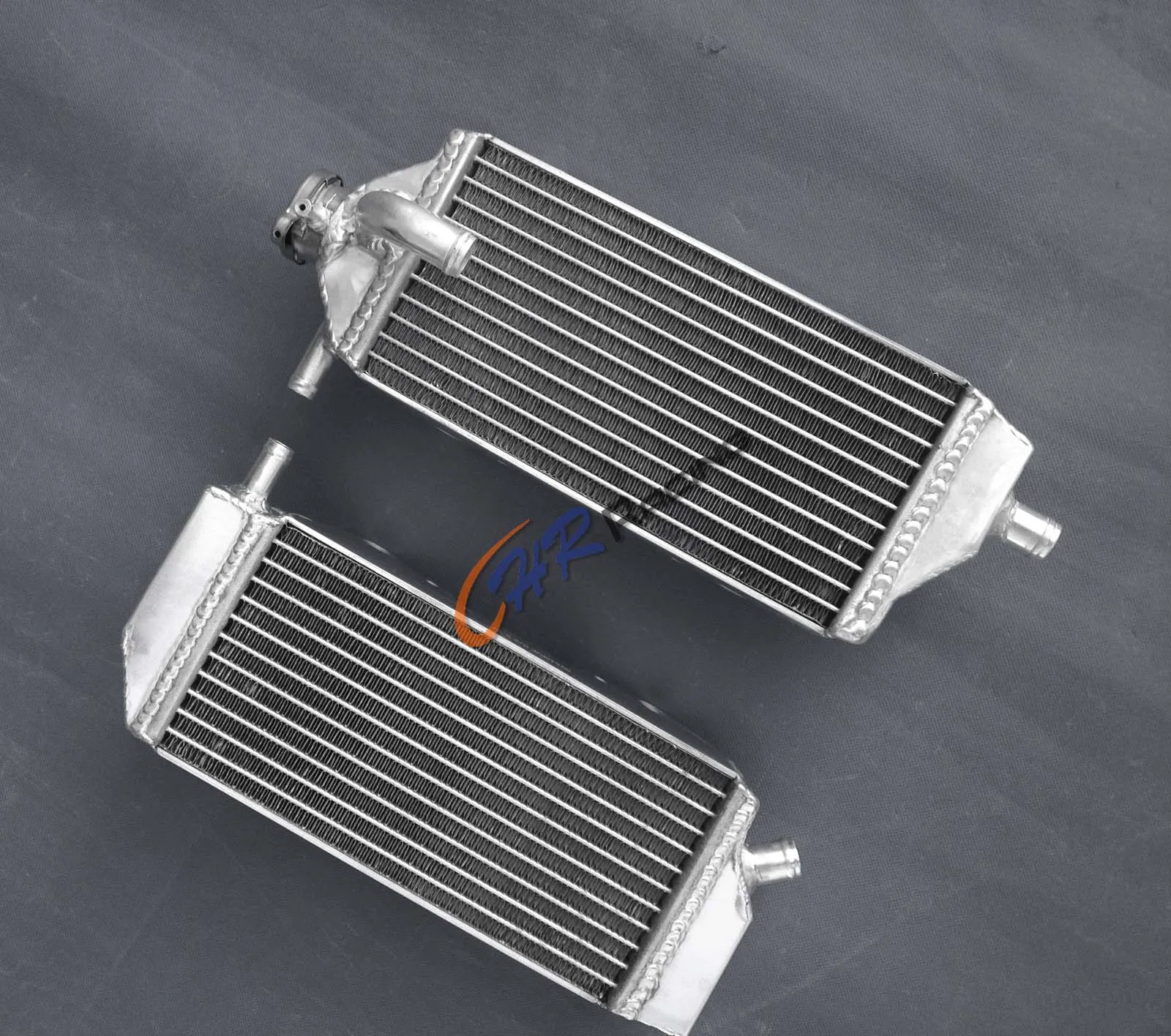 

RH&LH ALUMINUM RADIATOR YAMAHA YZ450F YZF450 YZ 450F 2014 2015 14 15