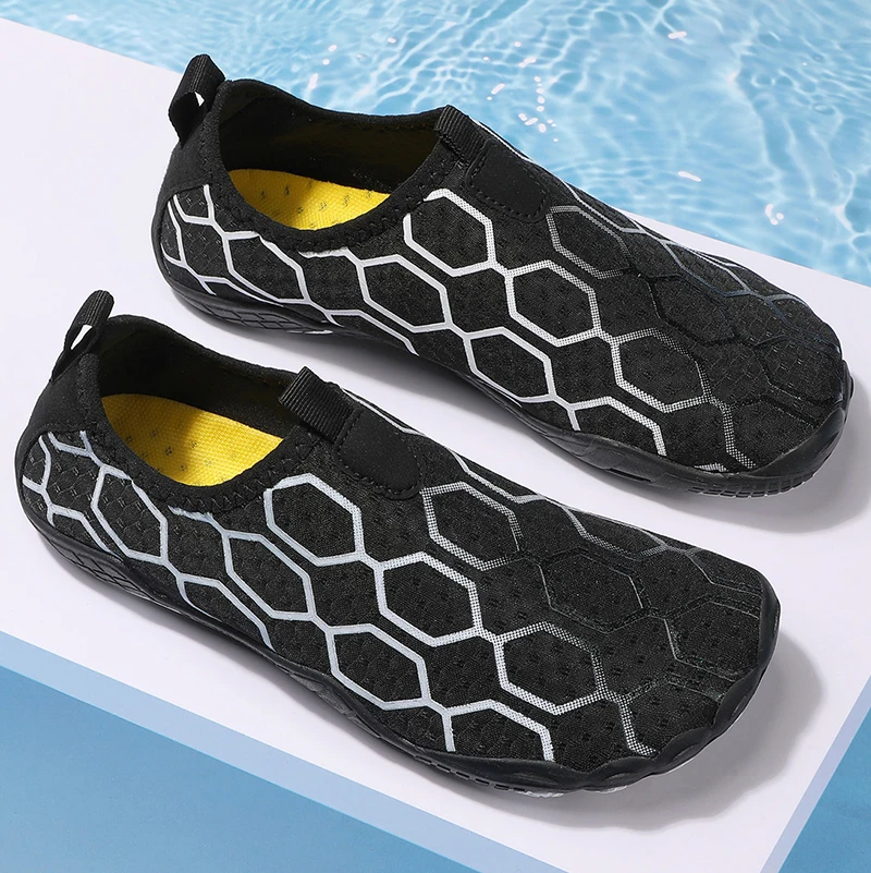 Men Women Barefoot Aqua Shoes With Drainage Holes Beach Swimming Shoes Anti-Slip Fishing Footwear Couple Gym Sneakers Yoga Shoes