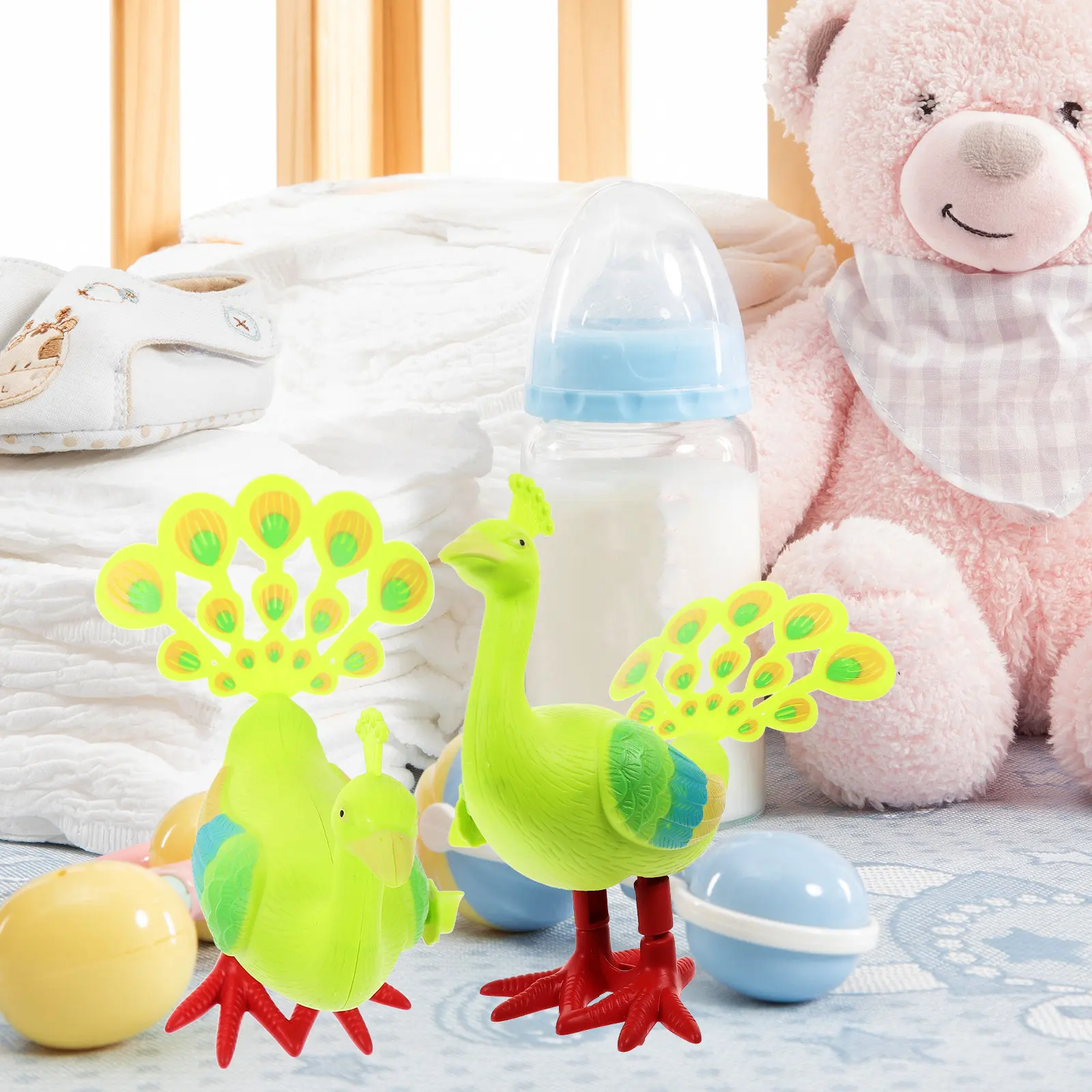 4Pcs Clockwork Peacock Novelty Wind Up Plaything for Kids Party Fun Crawl Entertainment Decorative Children Clockwork Supply