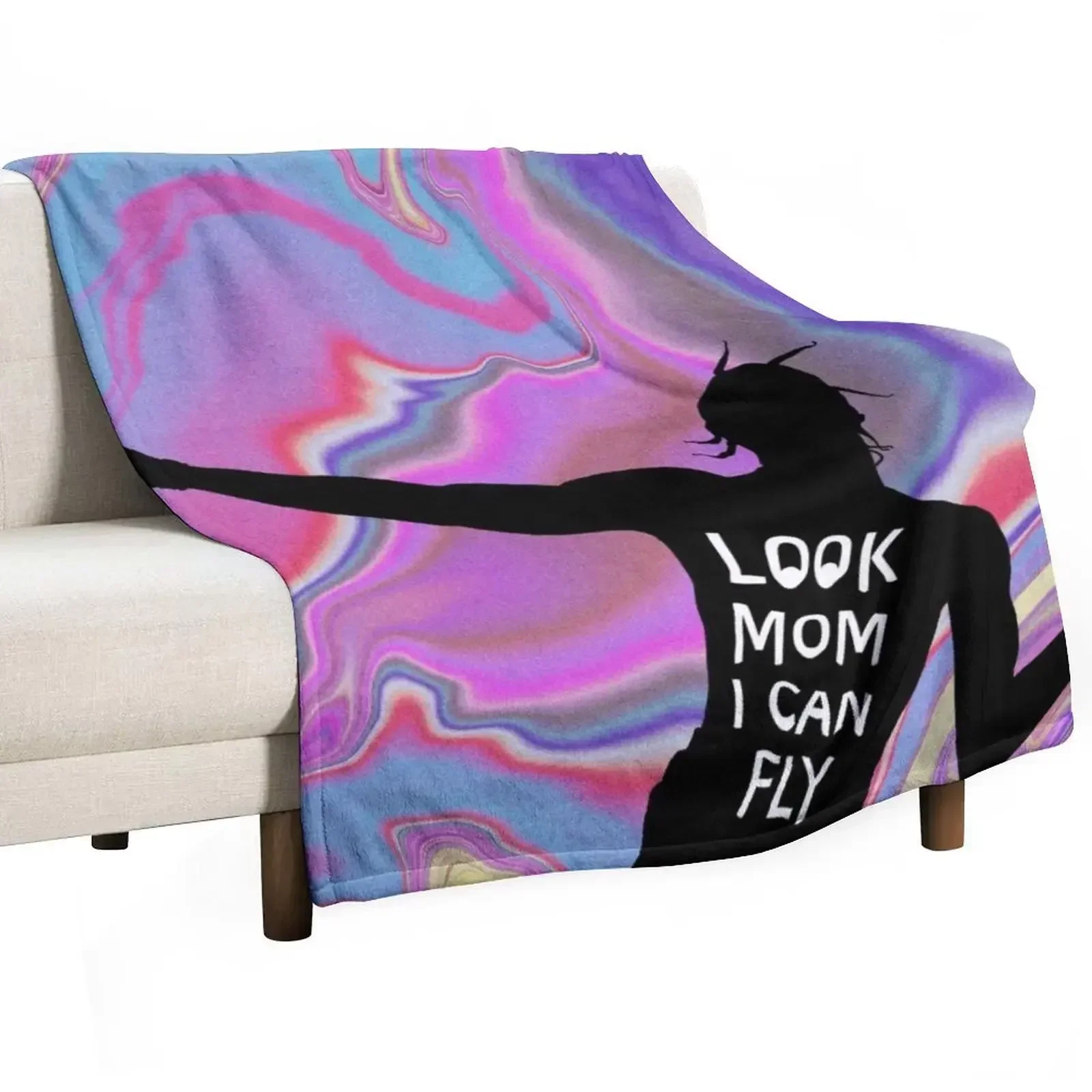 Look mom I can fly Throw Blanket Flannels Bed covers Cute Plaid Retros Thins Sofas Blankets