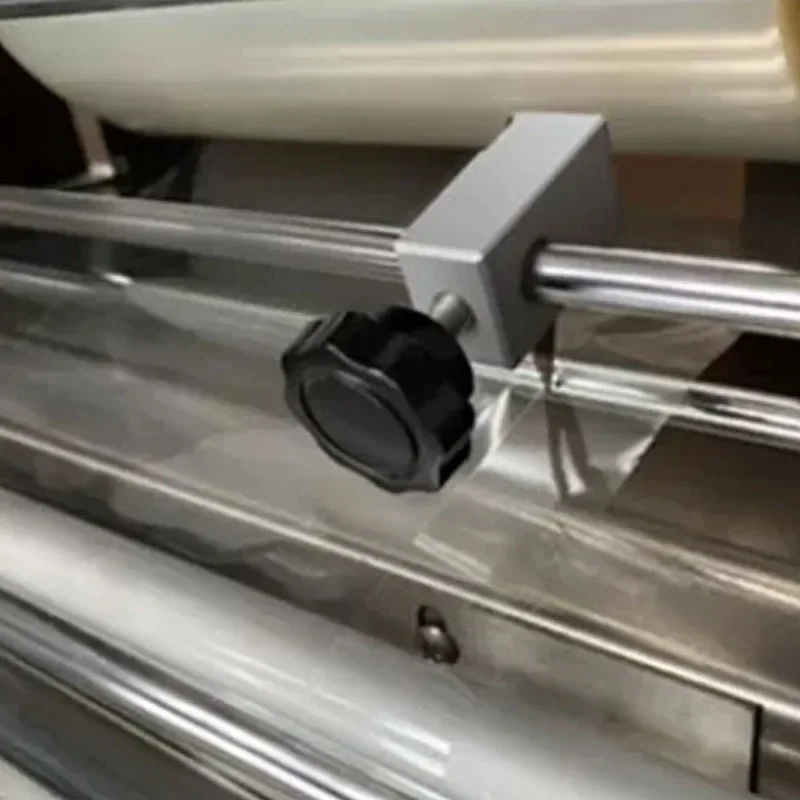 

Automatic Cellophane Wrapping Machine Thermal Sealing Packaging Tool for Perfume Box Playing Card