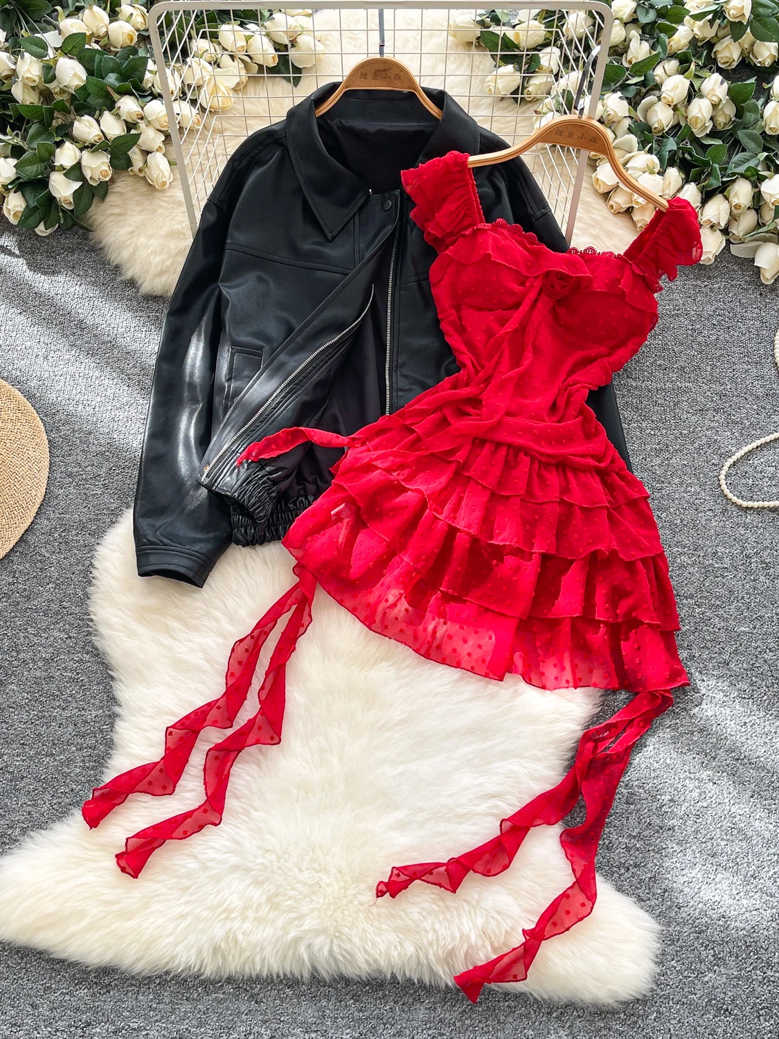 

Retro American Faion ort Collar Long Sve Leather Jaet Women's 2025 Autumn High-End Motorcycle Clothing Fem Jaet