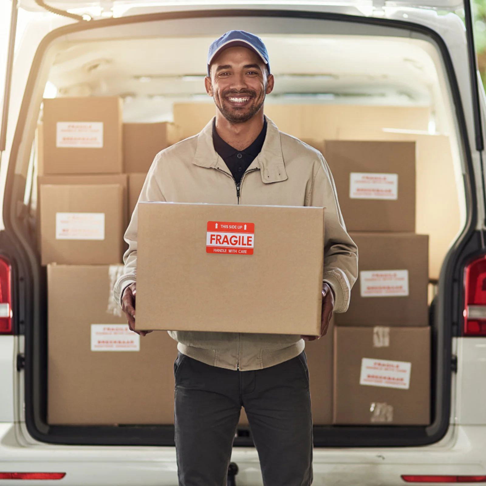 

1 Roll Red Fragile Label High Visibility Strong Adhesion Easy Use Logistics Warehousing Moving Packaging Stickers Fragile