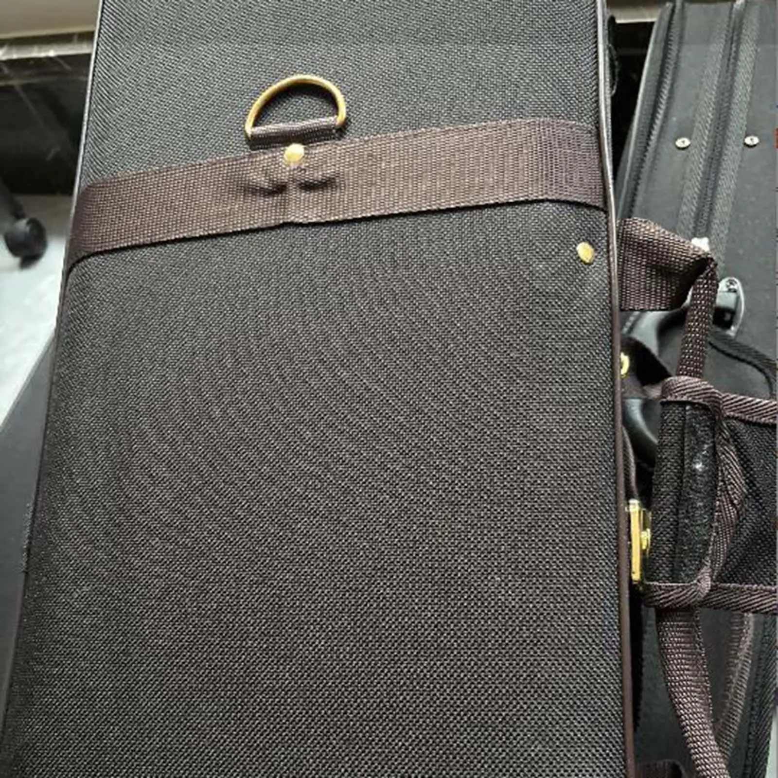 4/4 Violin Case for Humidity Oblong Design Foam Protection
