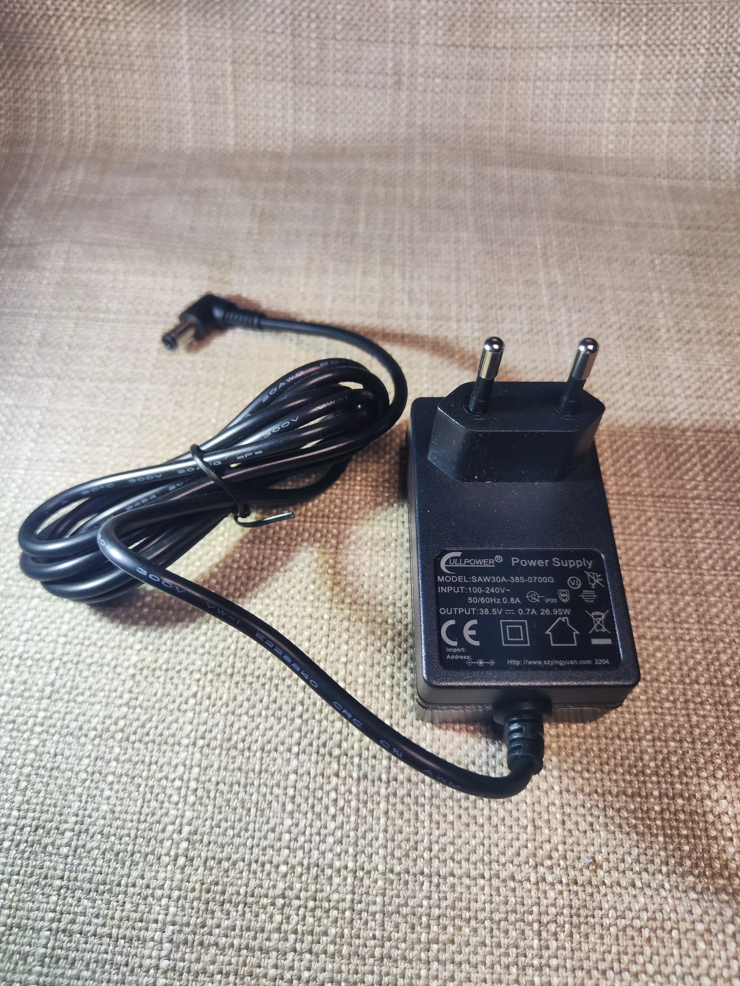 

Suitable for vacuum cleaner charger cullpower 5521 output 38.5 v 0.7A