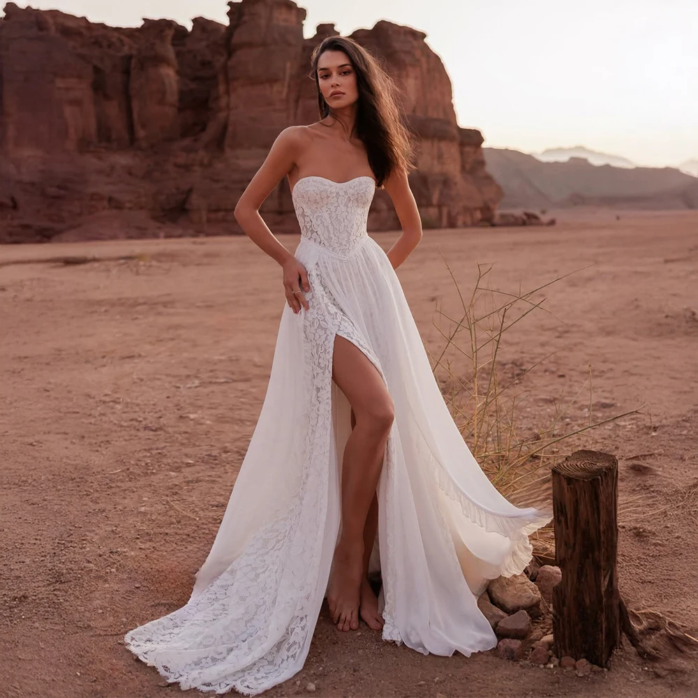 

Customized Strapless Lace Bridal Dress with High Split A Line Silhouette and Flowy Chiffon Skirt for Outdoor Wedding Ceremony