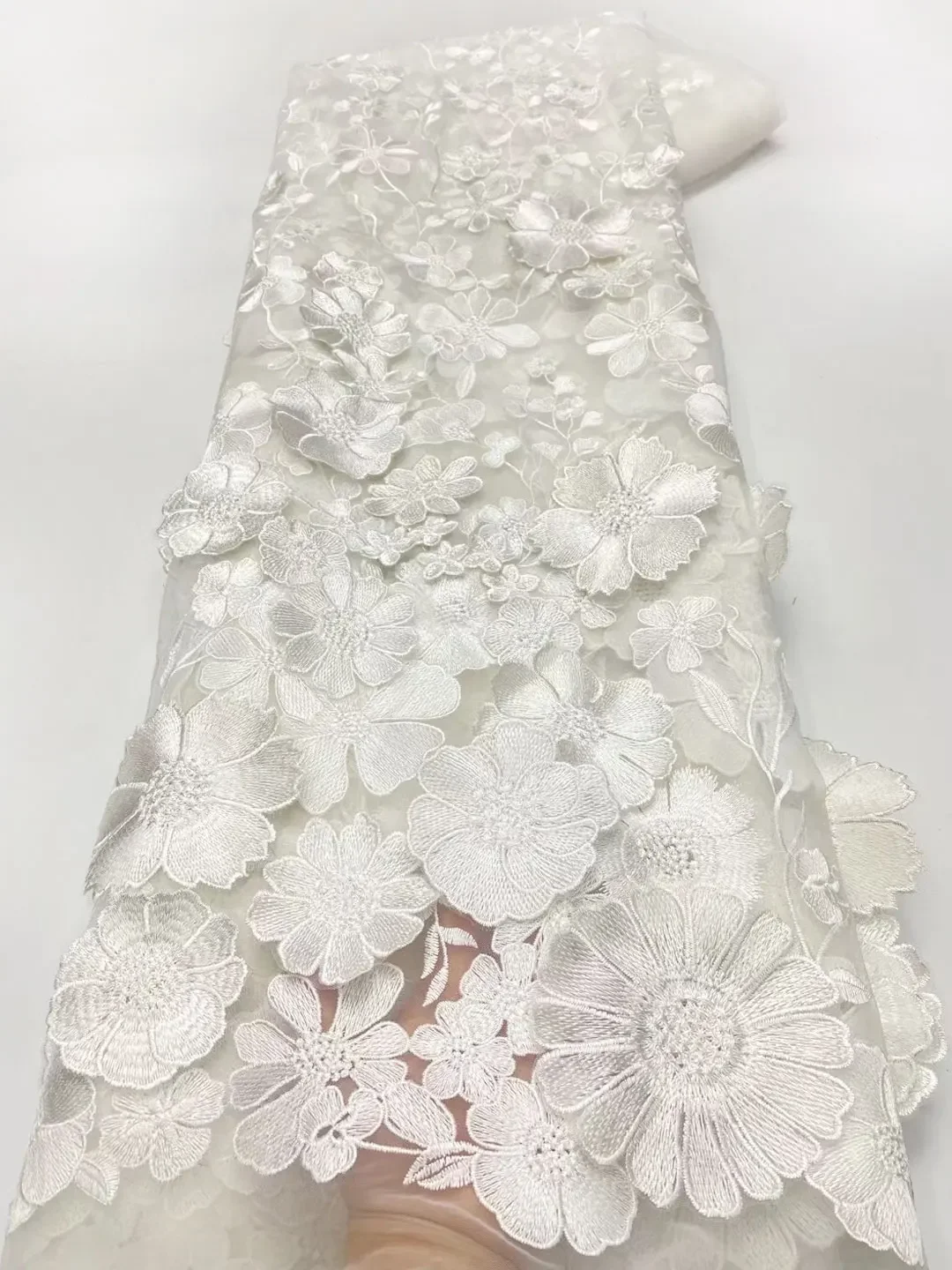 Luxe Afrikaanse 3d Bloem Kant Stof 2024 Hoge Kwaliteit Geborduurde Nigeriaanse Kant Stoffen 5 Yards Voor Vrouwen Feestjurk Mhy5435 - afbeelding 1