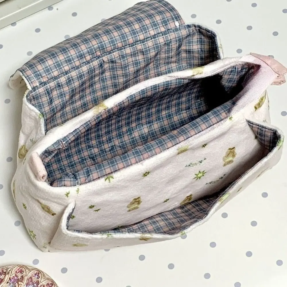Korean Style Little Bear Pencil Case Rabbit Large Capacity Pen Bag Star Stationery Bag School Office Supplies