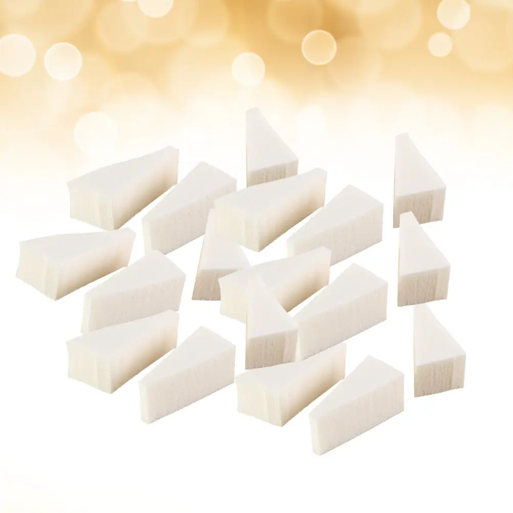 40Pcs Nail Art Wedge Sponge Makeup Puff for Manicure Pedicure Spirit Gum Liquid Latex Water Based Cosmetics Professional Use