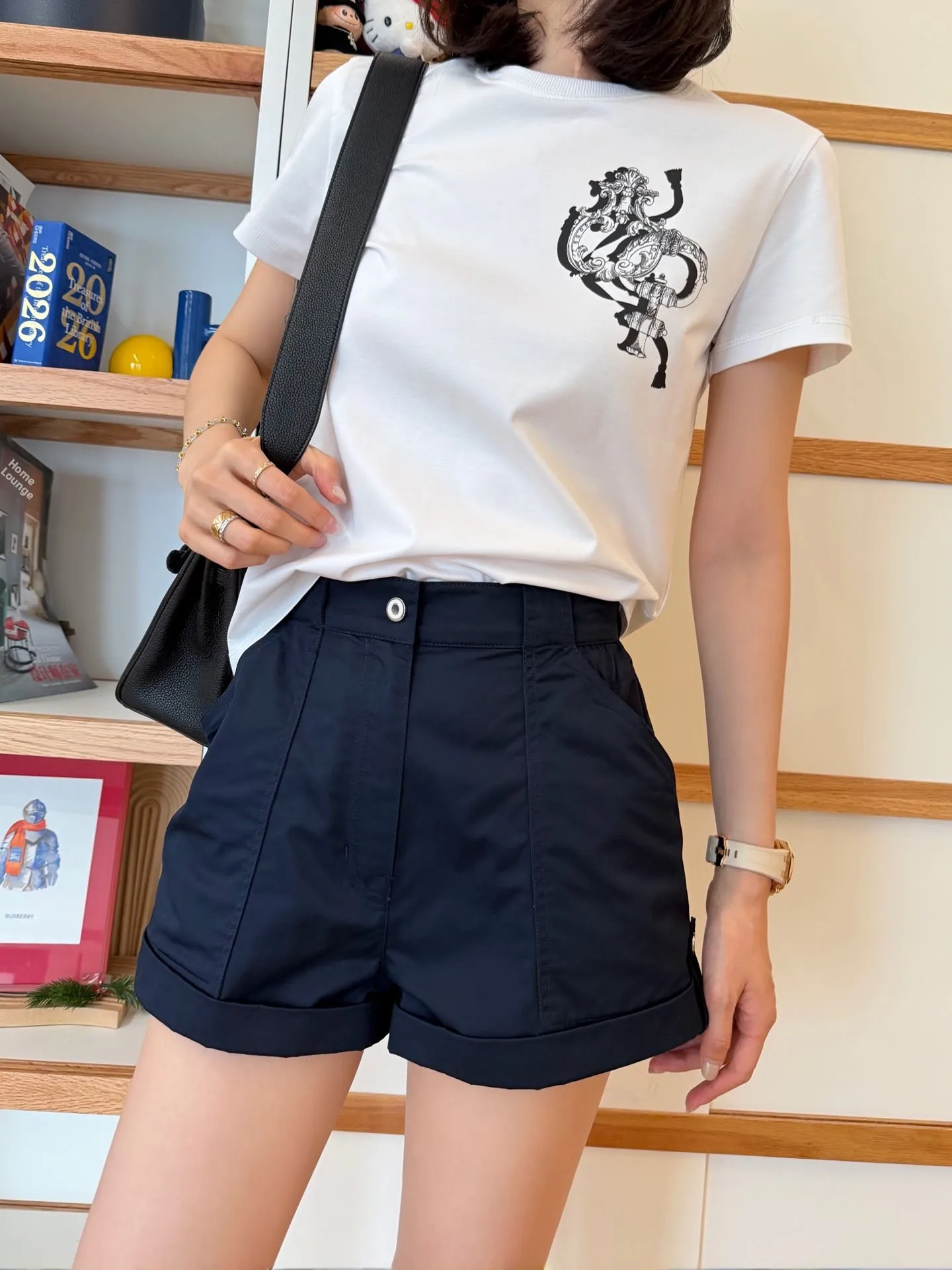 High Waist Short Pants Women's Cotton Casual Trousers with Metal Decorated Buttons And Cuffed Hemlines New Summer Collection