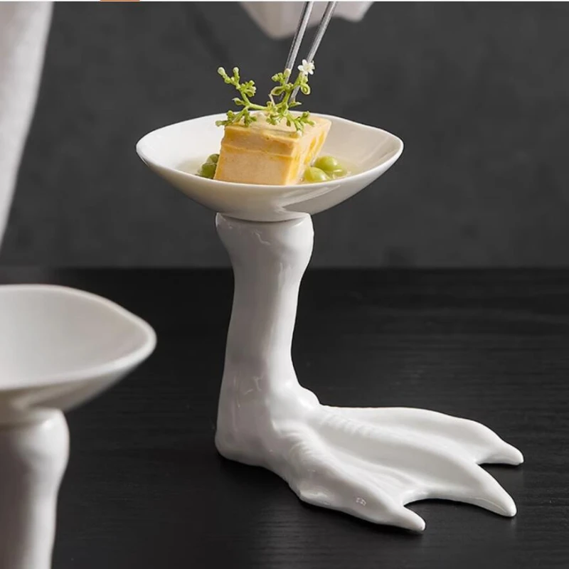 Creative High Foot Ceramic Goose Feet Dim Sum Plate Restaurant Dessert Plate Sushi Plate Molecular Cuisine Specialty Tableware