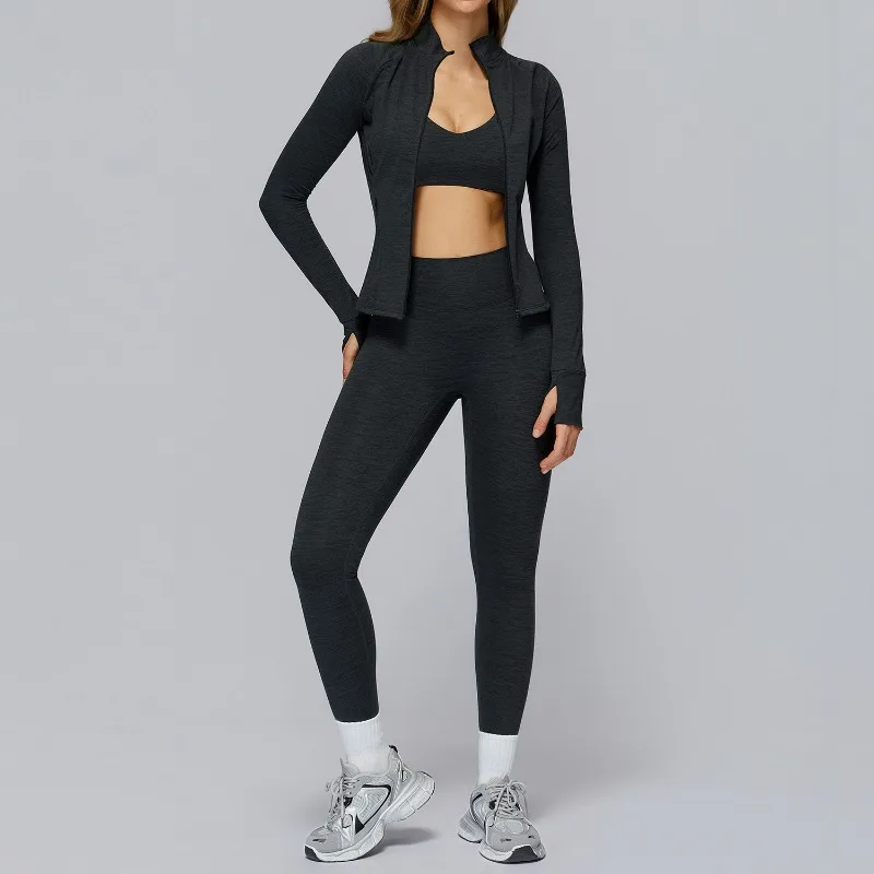 

Женский комплект для йоги, спортивный бюстгальтер из трех предметов, обтягивающие колготки с красивой спиной, брюки с высокой талией, подтягивающие бедра, уличный бег, тренажерный зал, фитнес