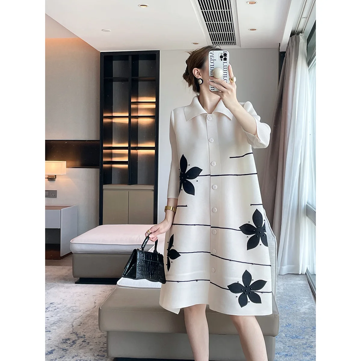 Miyake Dress Lapel Color Blocking Beaded Cardigan Temperament Elegant Loose Large Size 2023 Autumn  Women's Pleated Long Skirt