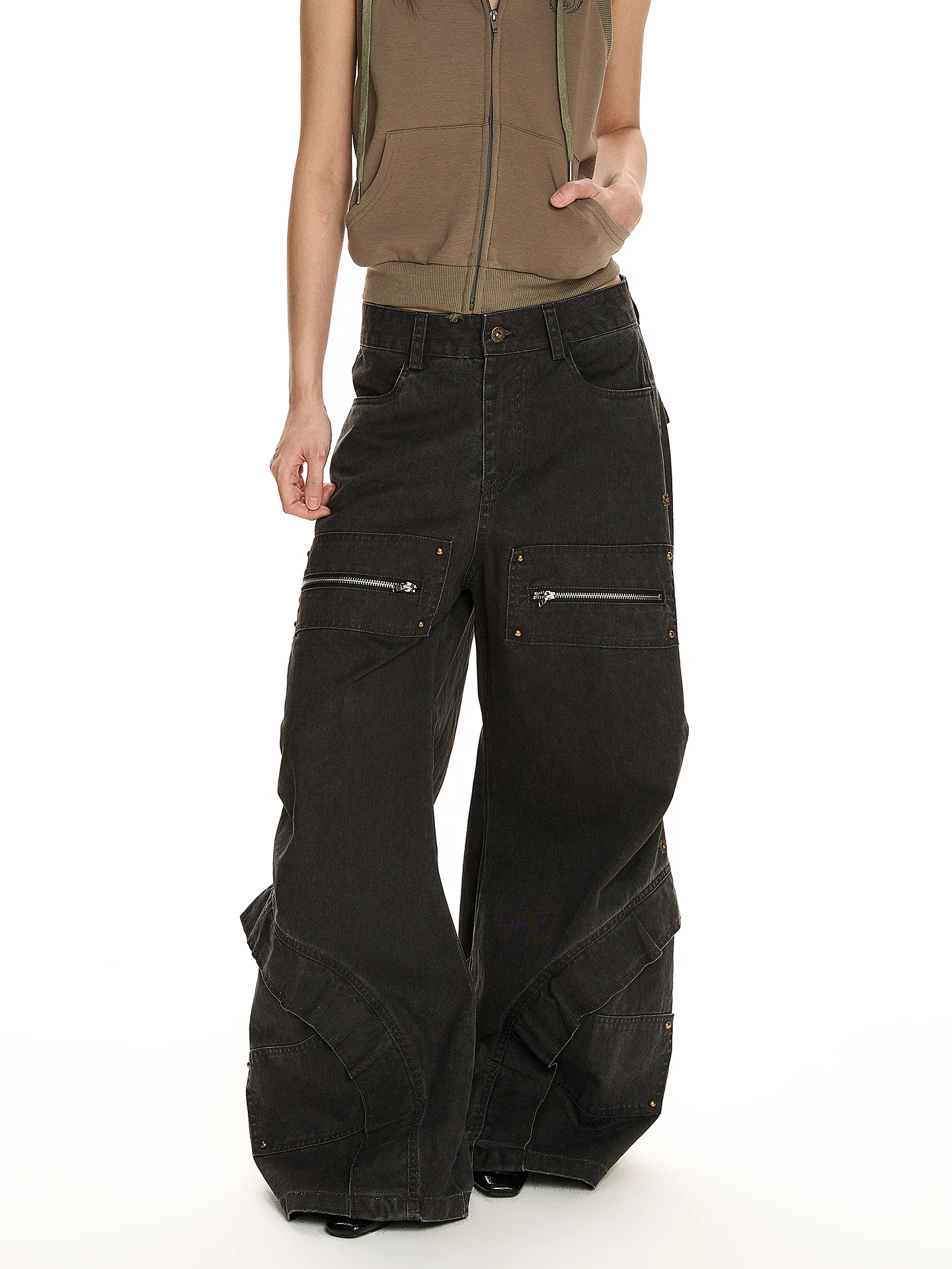 

a PUEE Vintage Street Style Multi-Pocket Knife Work Pants Straight Leg Slimming Casual Long Trousers for Men And Women