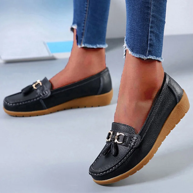 Damskie mieszkania moda Bowtie prawdziwej skóry Retro płaskie buty Hollow buty pielęgniarskie Slip On Casual Tenis Feminino Plus rozmiar