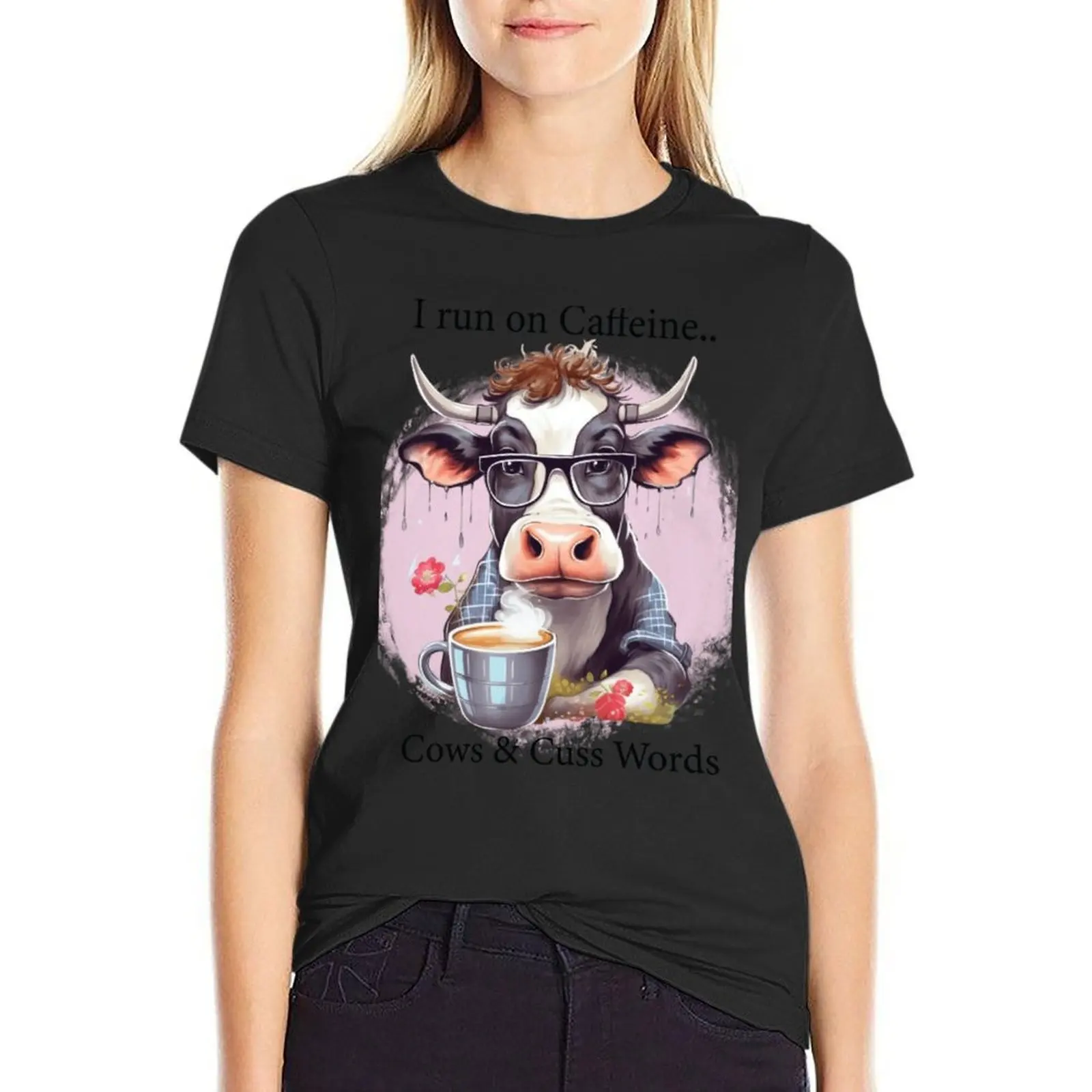 Coffee cow design, cute mother cow drinking coffee T-Shirt sweat aesthetic clothes graphics blacks Women's cotton t-shirt