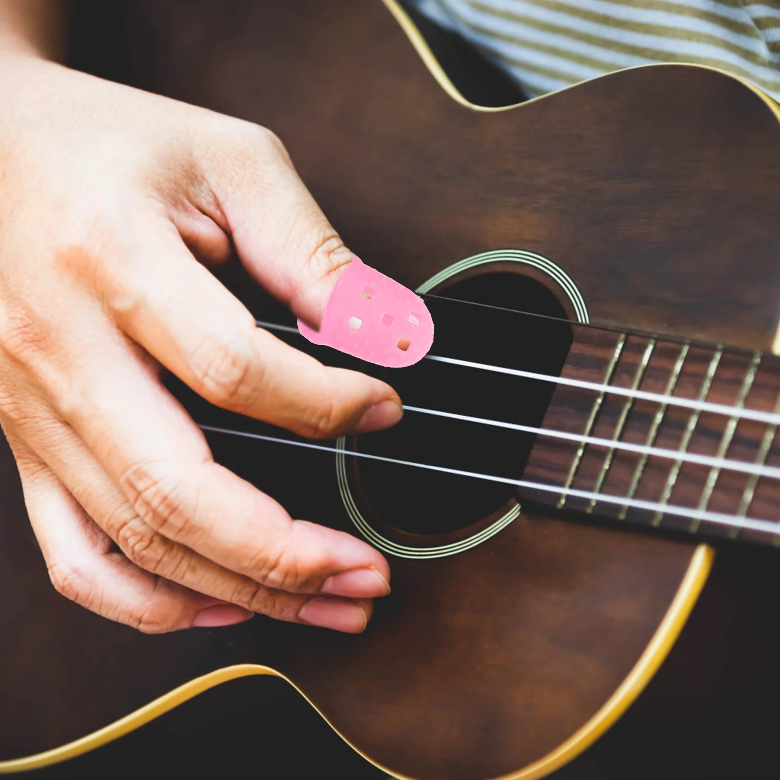 

25Pcs Guitar Finger Protection Covers Durable Fingertip Protectors Suitable for Stringed Instruments Fingertip Protectors