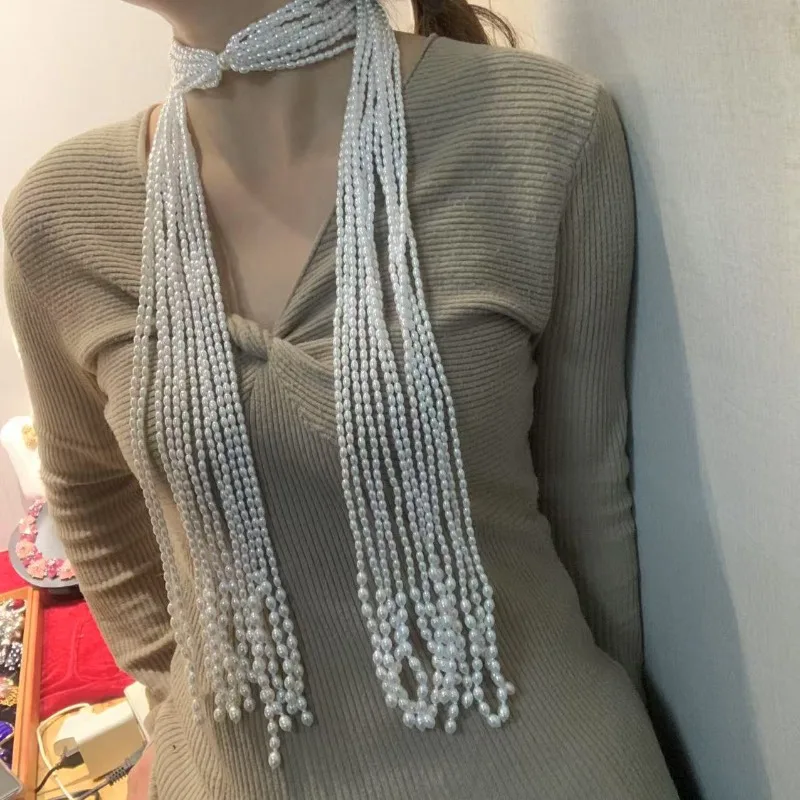 New Luxury Multi-layer Pearl Women's Necklace Fashion Charm Layered Pearl Women's Sweater Chain Designer New Pearl Accessories