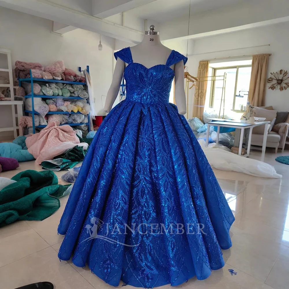 

Glittering Quinceanera Dresses Off -Shoulder Crystal Beading Flower Customized Lace Floor Length vestidos de 15 quinceañera