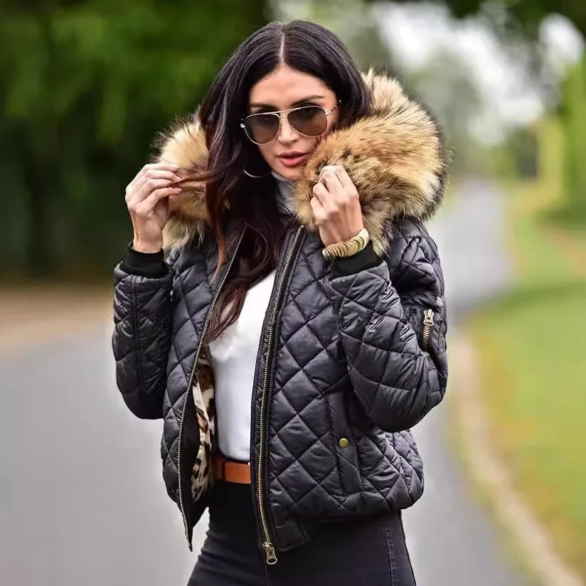 Herbst Winter Neue Frauen Baumwolle gefütterte Kleidung Kurze Kapuze Frauen Kleidung Lange ärmeln Zipper Schlank Tasche Lässige Mode jacke