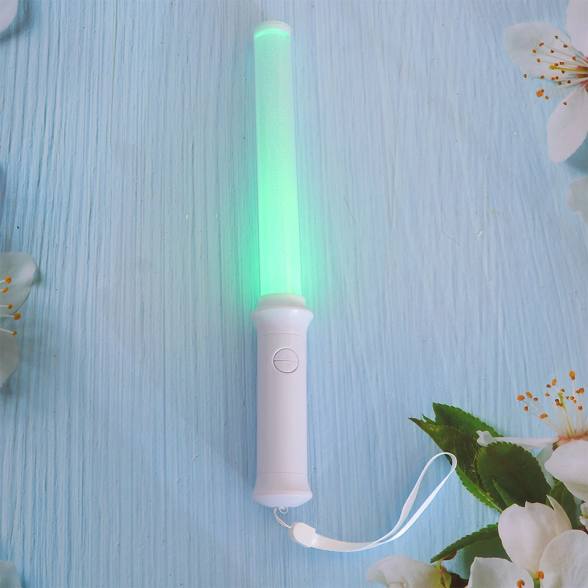 

2pcs Flash Stick LED Light Stick Luminous Stick Flashing Lamp Children's Toys for Halloween Christmas Glow Party Concert without