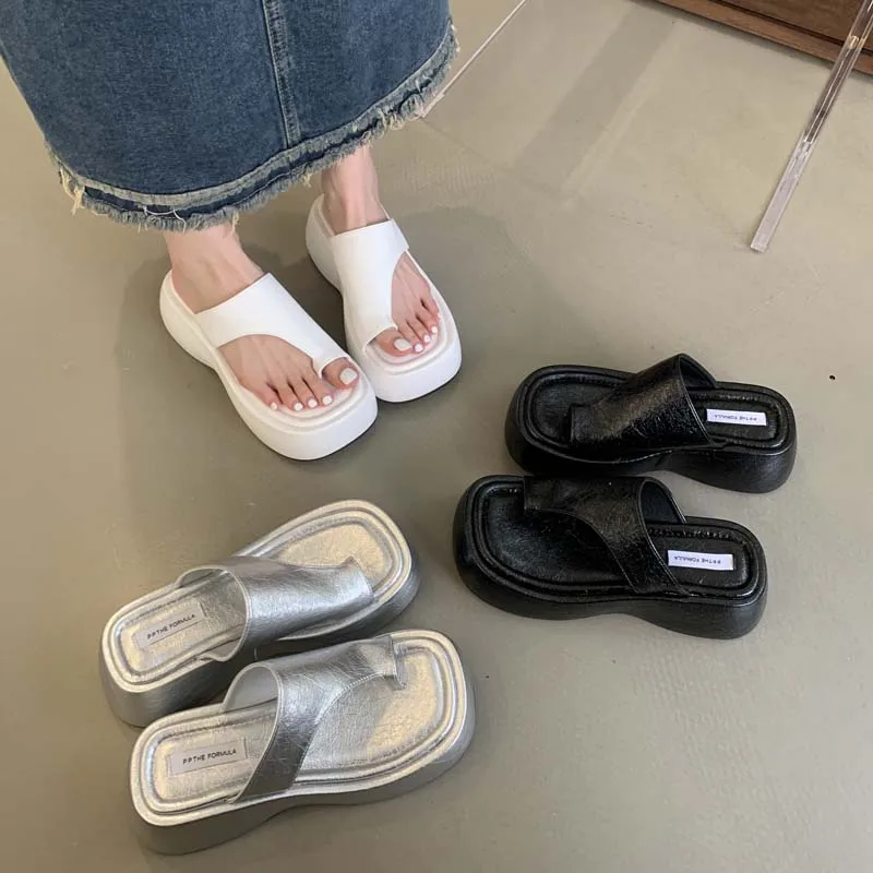 

Silver Flip Flops Women Wedges Platform Sandals White High Heels Slippers Black Summer Ladies Shoes Leisure Wedge Beach Slippers