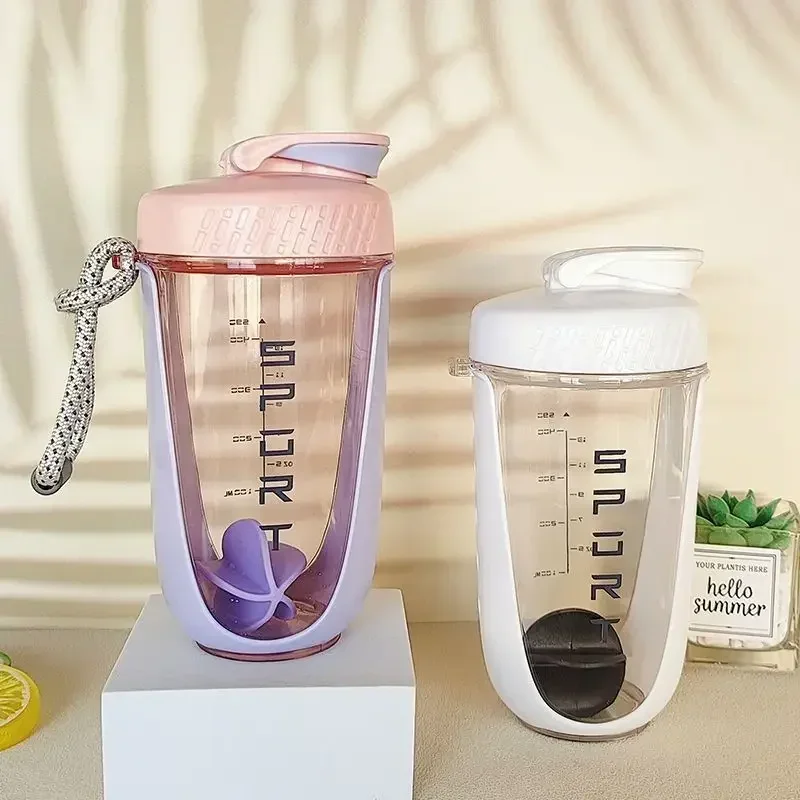 590ml Protein Powder Milk Shake Cup Sports Water Bottle Blender Shaker Bottle with Plastic Whisk Ball Gym Sport Water Bottle