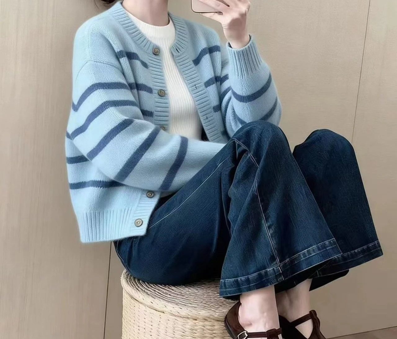 2026 New Striped Knitted Cardigan Loose Short Round Neck Sweater for Spring and Autumn