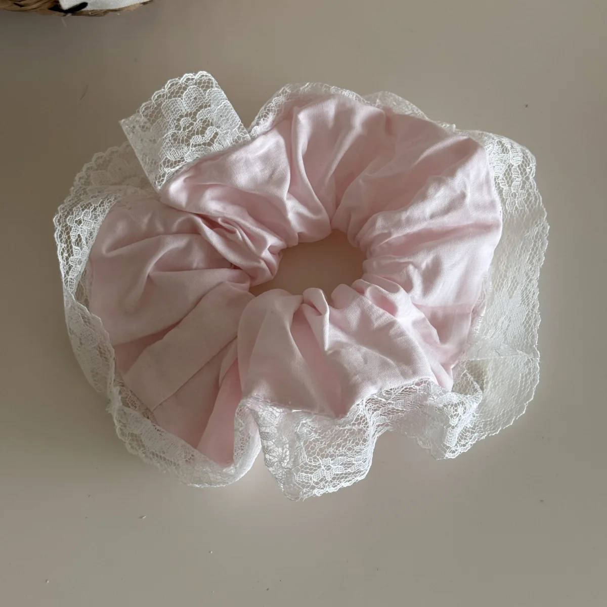 امرأة كبيرة الحجم جوفاء الدانتيل المطاطية رباط شعر الحلو Scrunchies الفتيات موضة العلاقات الشعر السيدات ذيل حصان عقد إكسسوارات الشعر #5