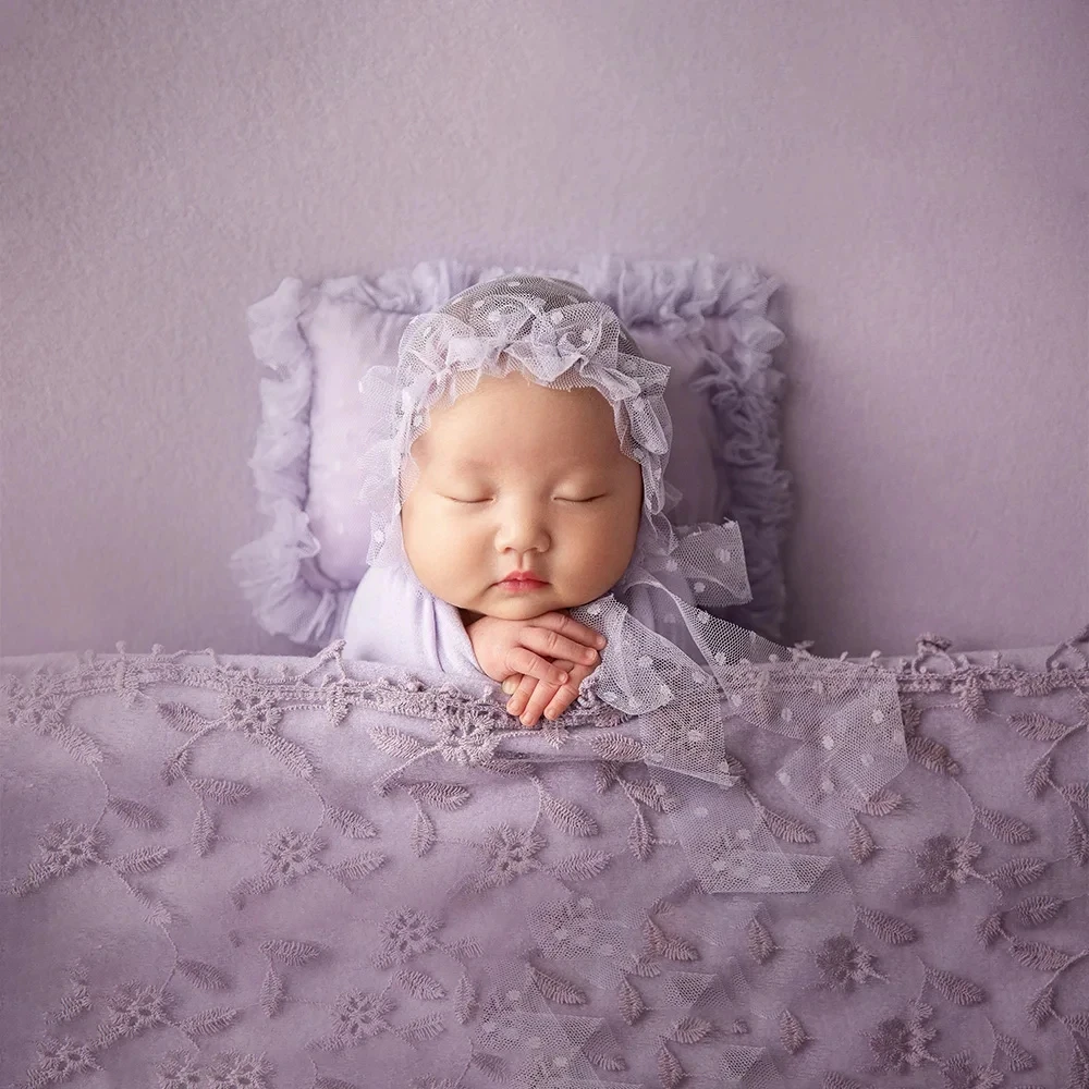 Puntelli per fotografia per bambini Servizio fotografico per neonato Set di cappelli per bambole con orso lavorato a maglia Tema viola Cappello in pizzo Cuscino Accessori per riprese fotografiche