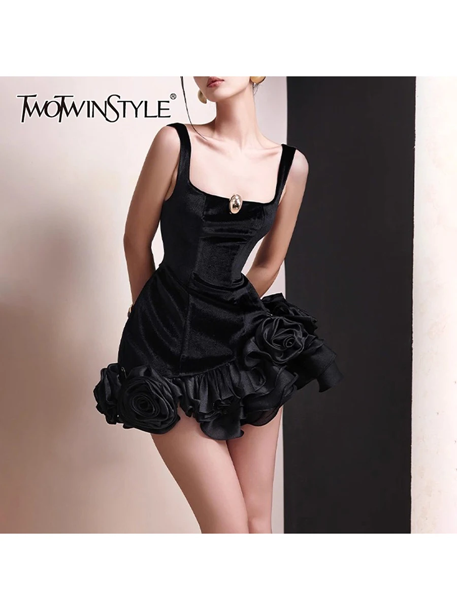 

TWOTWINSTYLE однотонные сращенные 3D цветочные темпераментные платья для женщин с квадратным вырезом без рукавов в стиле пэчворк с оборками и складками женское платье