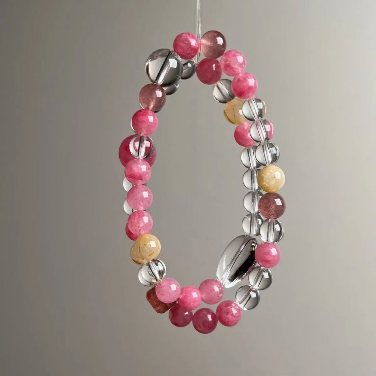 

Natural Crystal Bracelet,white Crystal Strawberry Crystal, double Circle Bracelet,women's Light Luxury Fashion