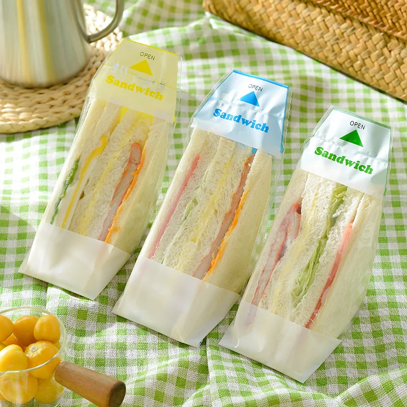 100pcs 7.5cm Sandwich Plastic Packaging Transparent Triangular Food Bag  Wedding Birthday Party Cookie Candy Fudge Seal