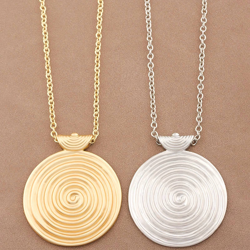 

1 x Matte Gold/Silver Color Large Spiral Vortex Elegant Pendant Fashionable Necklace Jewelry For Alle Seasons Wearing