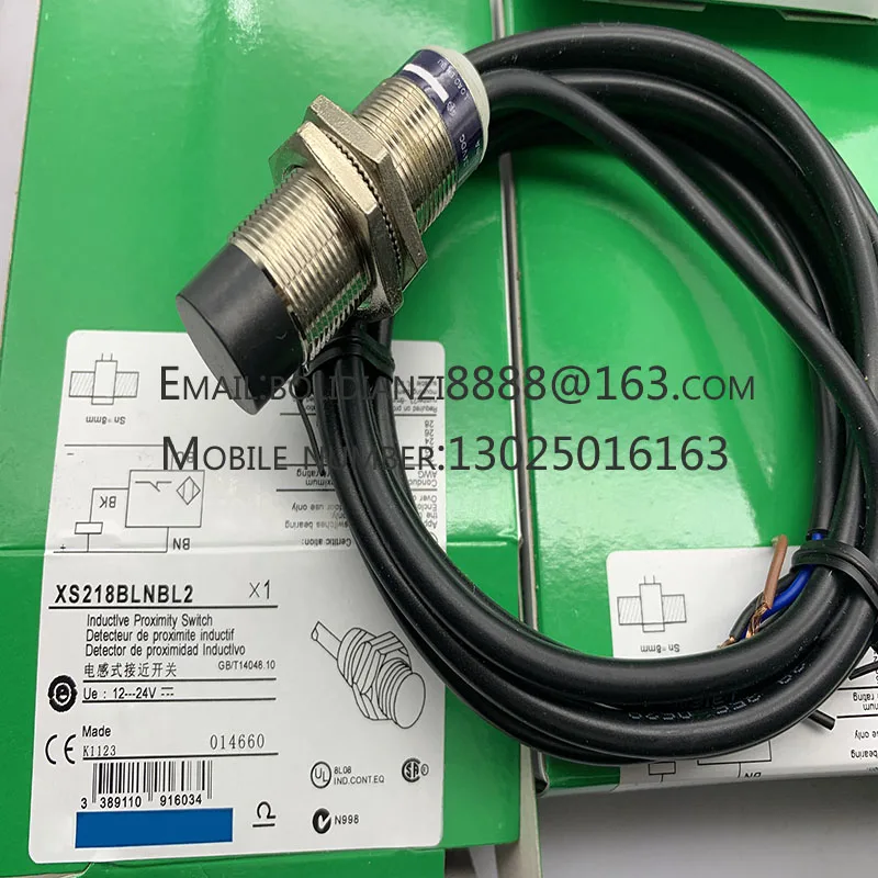 

Authentic proximity switch XS2-N18PA340 XS2-N18NA340