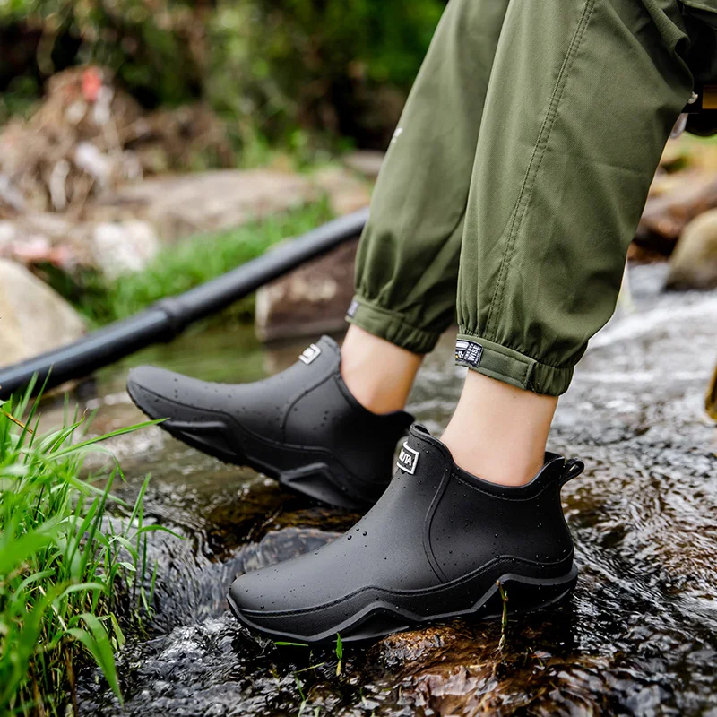 Fashion Rain Shoes Outdoor Waterproof  Men's Ankle Rain Boots Non-Slip Men Rubber Shoes Men Kitchen Water Shoes Fishing Rubber view 6
