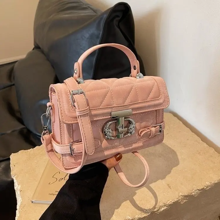

2026 New Fashion Single Shoulder Bag, Popular High-end Niche Design, Trendy Minimalist Crossbody Commuter Small Square Bag