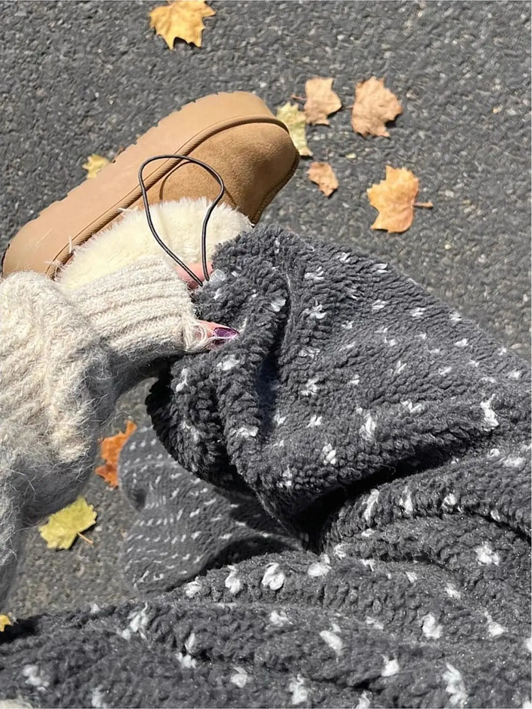 

Thickened Lamb Velvet Winter Sweatpants Loose Casual Trousers High Waist Straight Leg Anti Wind Casual Pants for Women