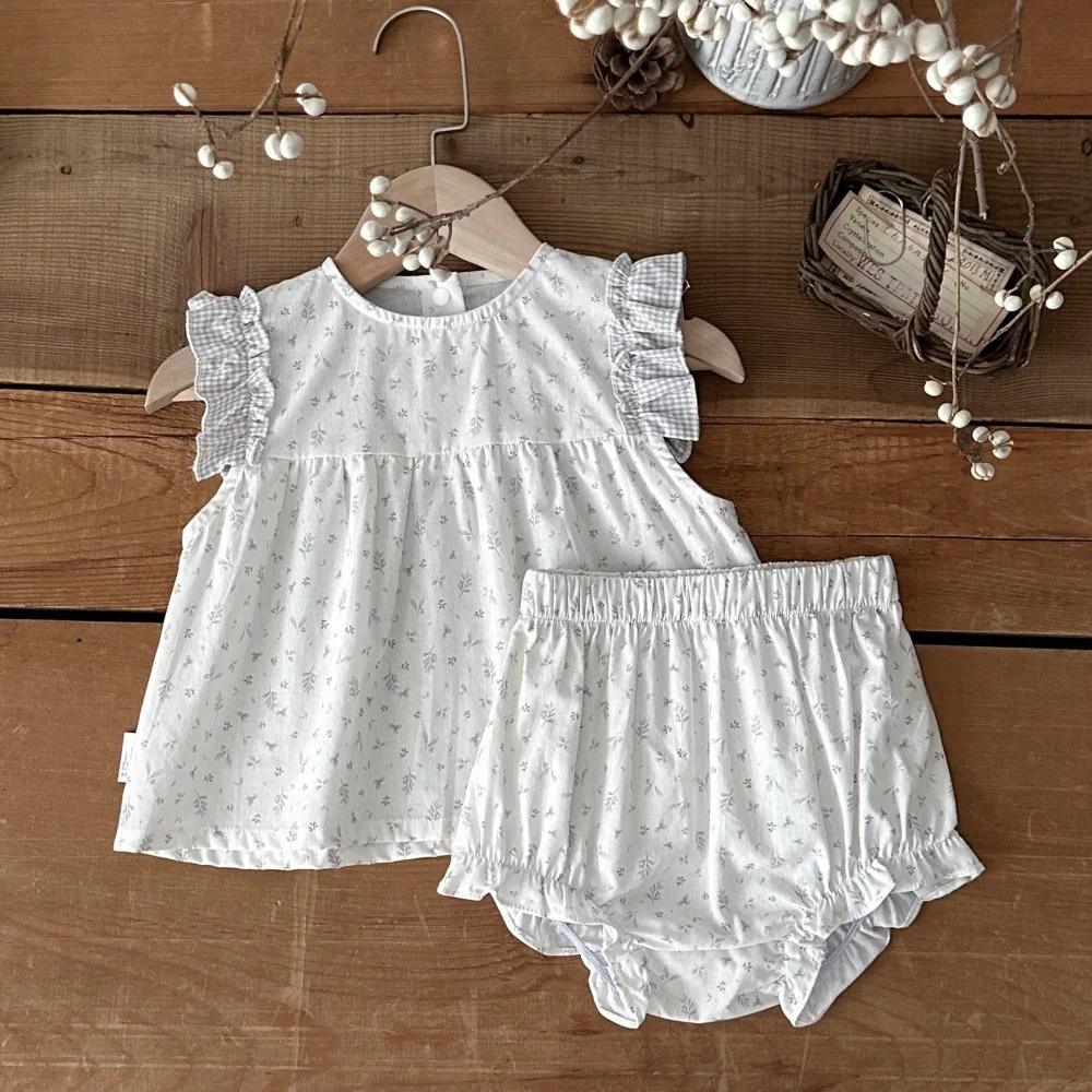 2026 Summer New Baby Sleeveless Clothes Set Girls Sweet Floral Splicing Plaid Tops + Shorts 2pcs Suit Toddler Cotton Outfits