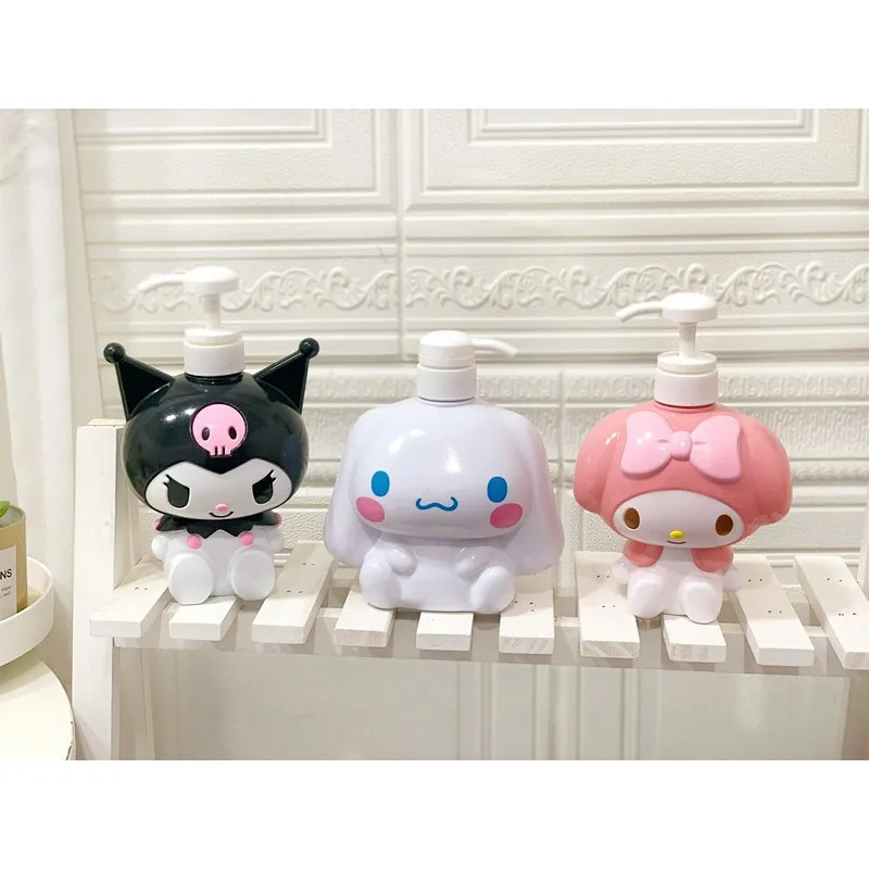 Sanrio Kuromi Dispensing Bottle Refillable Bottles Push-type Bottling Push Down Empty Cartoon Travel Dispenser Shampoo Bottle